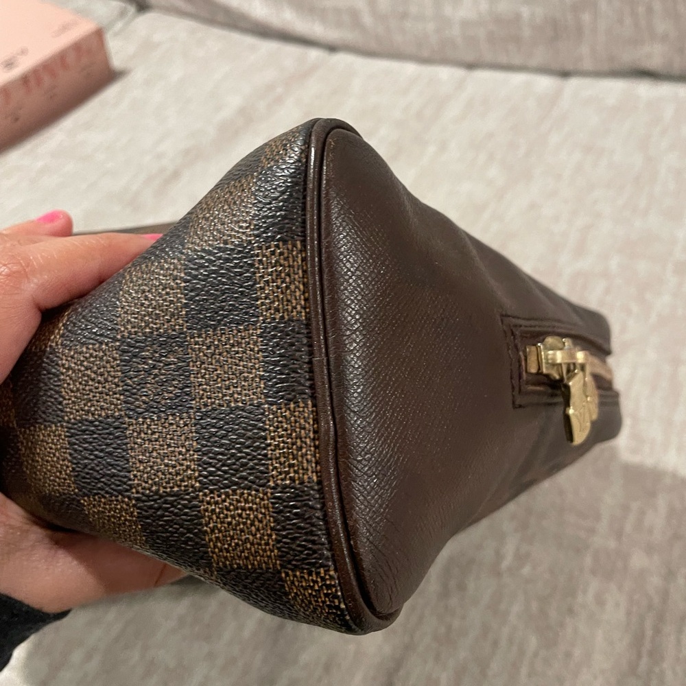 Louis Vuitton Damier Ebene Brera Handbag - Picture 11 of 11